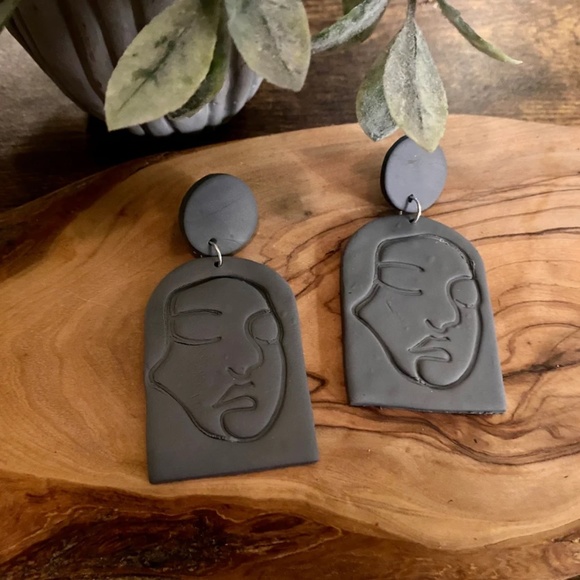 Handmade Clay Earrings | Face Outline Statue | Solid Grey | Push Backs - Picture 9 of 11